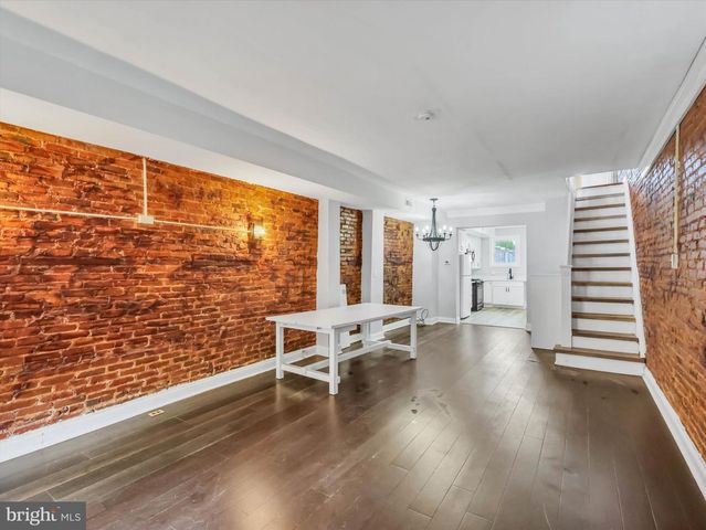 3009 MCELDERRY ST, Baltimore, MD 21205