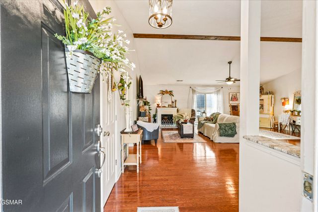 1246 Lori Ellen Court, Sevierville, TN 37876