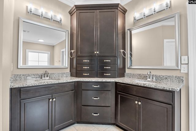 617 River Falls Lane, Lexington, SC 29072
