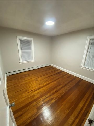 33 Redfern Street, North Providence, RI 02911