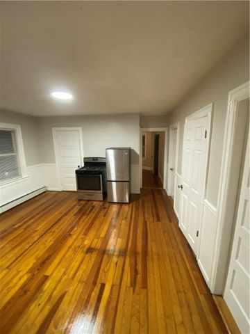 33 Redfern Street, North Providence, RI 02911