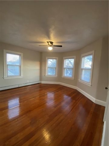 33 Redfern Street, North Providence, RI 02911