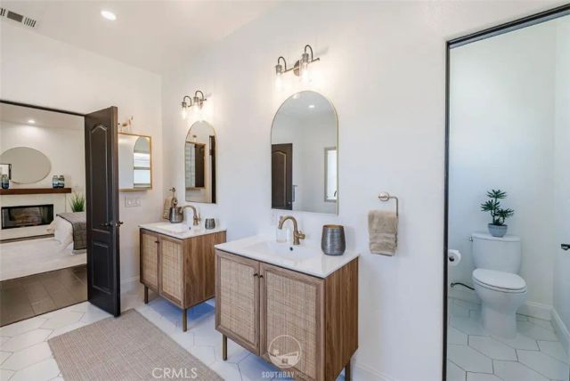 202 N Irena Avenue B, Redondo Beach, CA 90277