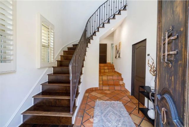 202 N Irena Avenue B, Redondo Beach, CA 90277