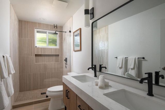 4922 Randall St, San Diego, CA 92109