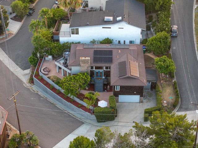 4922 Randall St, San Diego, CA 92109