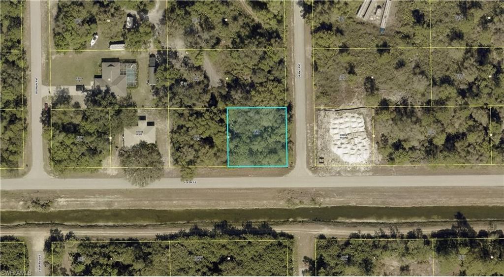 3307 E 8th ST, Lehigh Acres, FL 33972