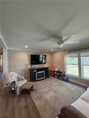 3515 Linker Mountain Road, Dover, AR 72837