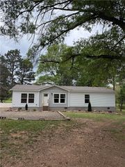 3515 Linker Mountain Road, Dover, AR 72837