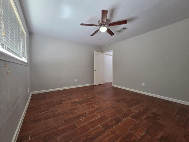 5723 Flax Bourton Street, Humble, TX 77346