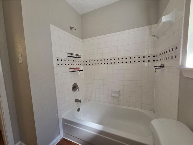 5723 Flax Bourton Street, Humble, TX 77346
