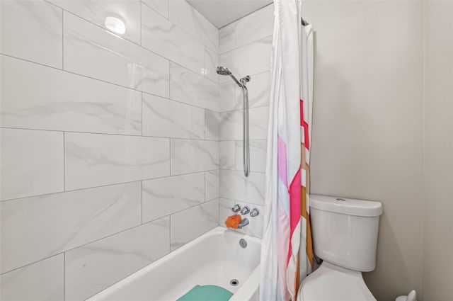 4140 Belle Park Drive 4140, Houston, TX 77072