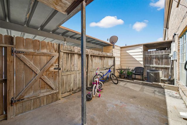 4140 Belle Park Drive 4140, Houston, TX 77072