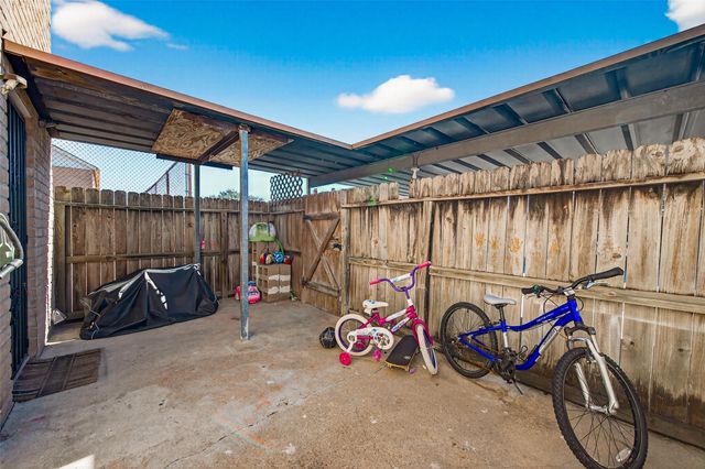 4140 Belle Park Drive 4140, Houston, TX 77072