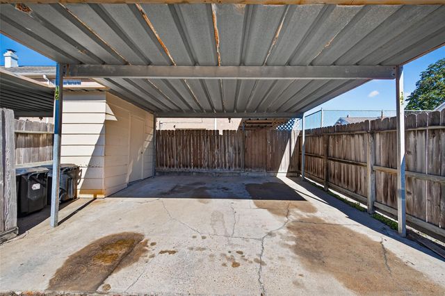 4140 Belle Park Drive 4140, Houston, TX 77072