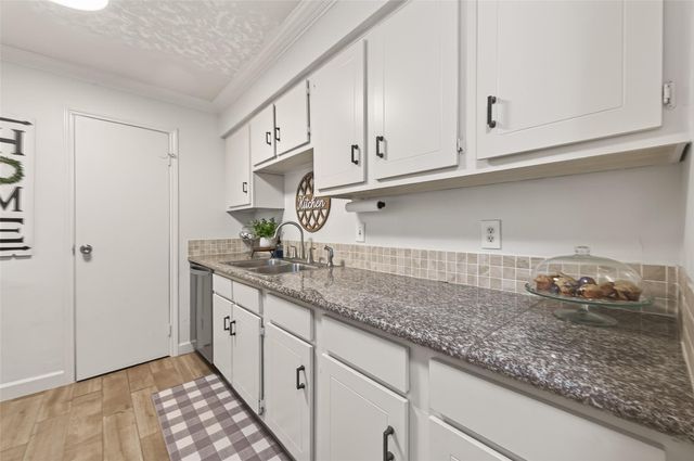 4140 Belle Park Drive 4140, Houston, TX 77072