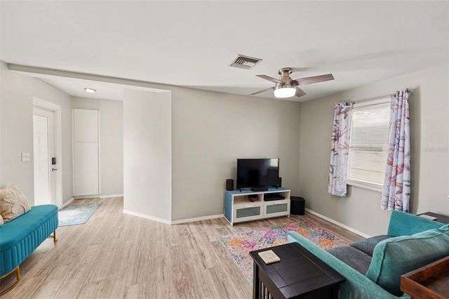 6385 31ST STREET NORTH, St Petersburg, FL 33702