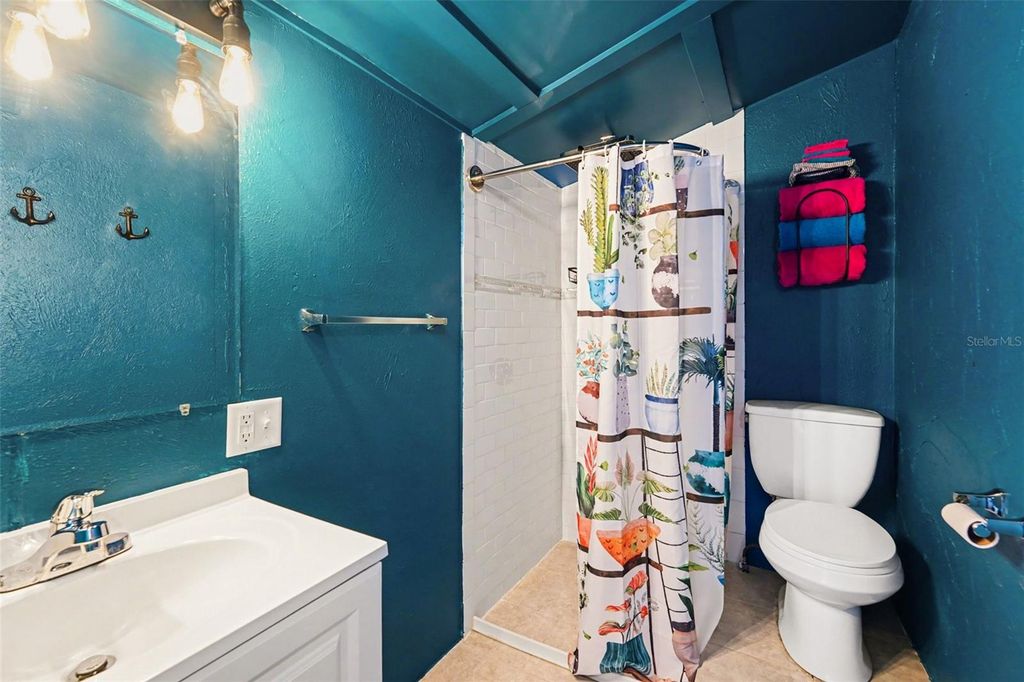 Image 21 of property listing at Address unavailable.