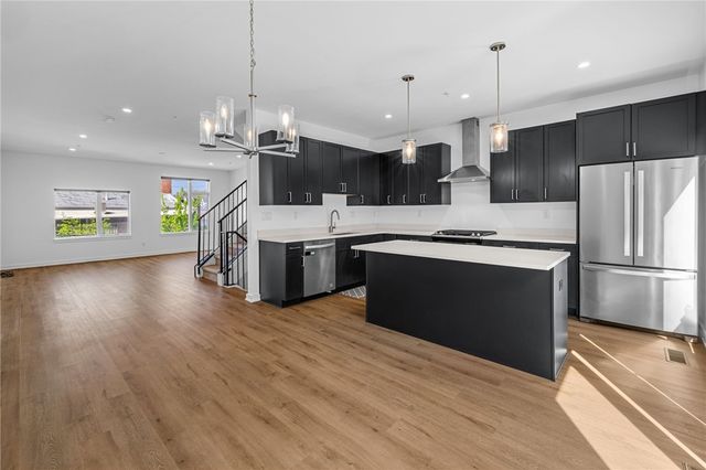 159 55th St, Lawrenceville, PA 15201