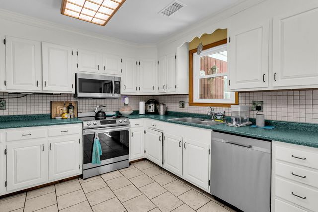 757 Cutter Drive, Charleston, SC 29412