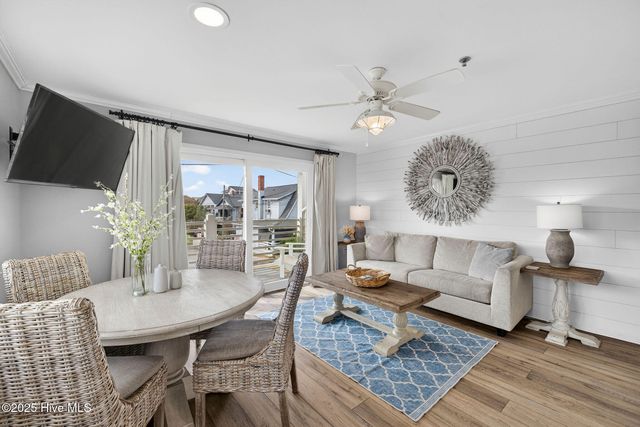 15 Nathan Street Unit 106, Wrightsville Beach, NC 28480