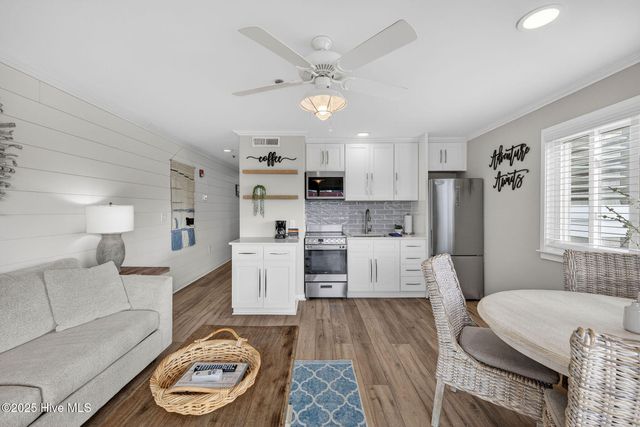 15 Nathan Street Unit 106, Wrightsville Beach, NC 28480