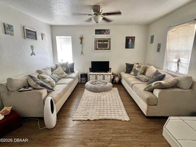 109 N Stone Street, Deland, FL 32720