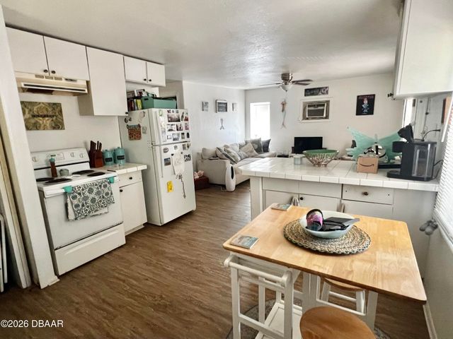 109 N Stone Street, Deland, FL 32720