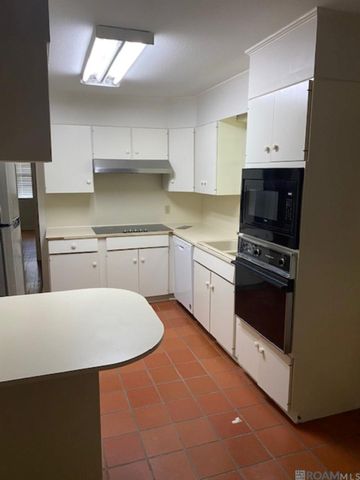 454 Baird Dr, Baton Rouge, LA 70808