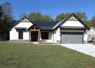 2599 Apple Valley Drive, Howard, OH 43028