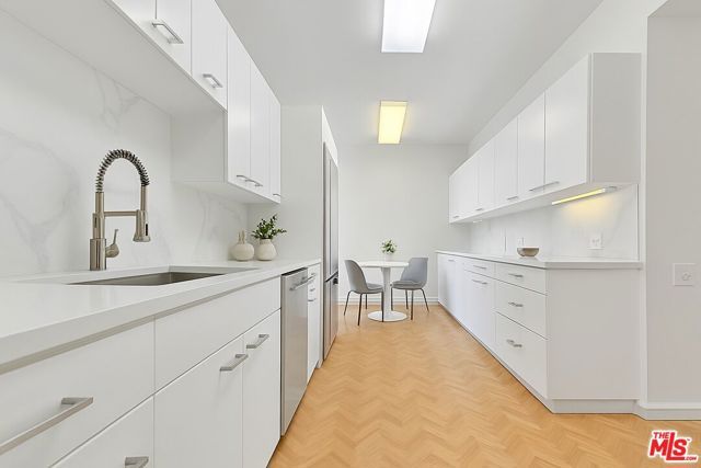 9255 Doheny Road 2406, West Hollywood, CA 90069