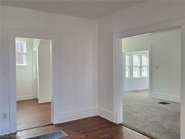 9 Camden Place, Parkersburg, WV 26101