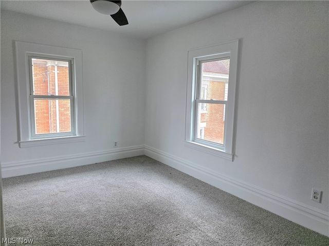 9 Camden Place, Parkersburg, WV 26101