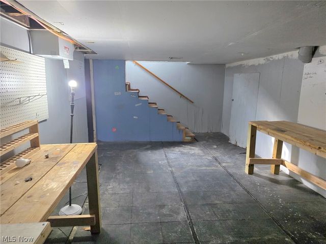 9 Camden Place, Parkersburg, WV 26101