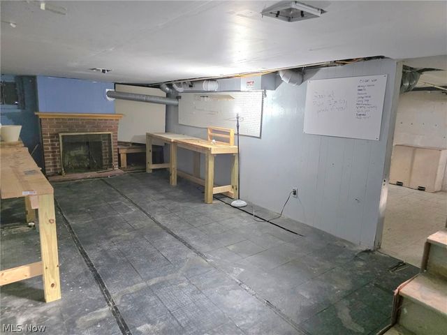 9 Camden Place, Parkersburg, WV 26101