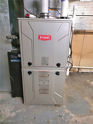 9 Camden Place, Parkersburg, WV 26101