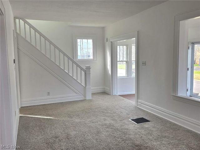 9 Camden Place, Parkersburg, WV 26101