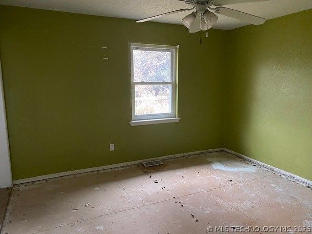 2206 Brenda Avenue, Tahlequah, OK 74464