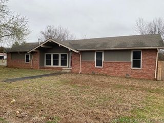 2206 Brenda Avenue, Tahlequah, OK 74464