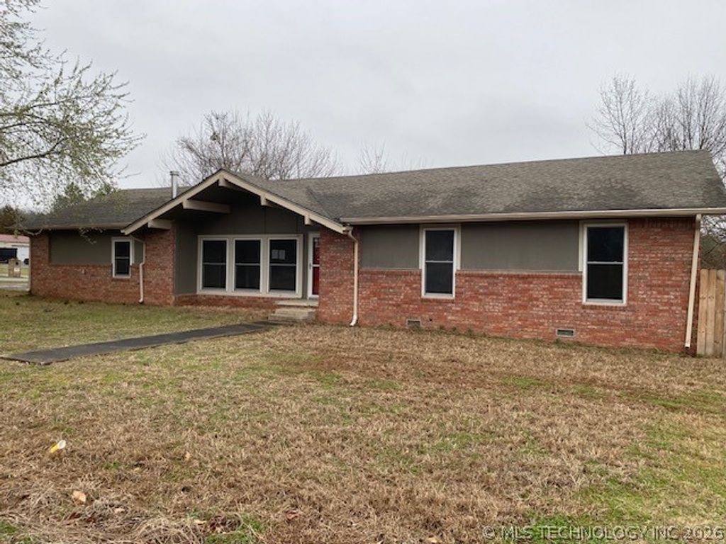 2206 Brenda Avenue, Tahlequah, OK 74464