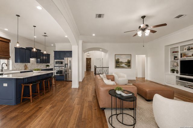 7815 HERMOSA HL, San Antonio, TX 78256