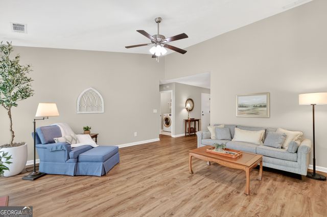 215 Tanners Court, Johns Creek, GA 30022
