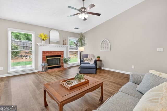 215 Tanners Court, Johns Creek, GA 30022