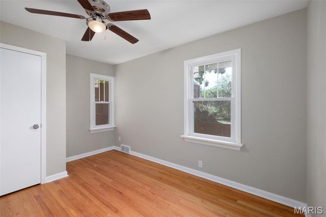 907 Edgar Road, St Louis, MO 63119