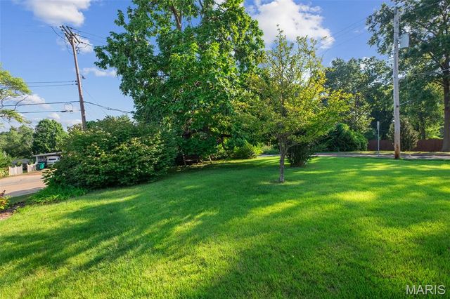 907 Edgar Road, St Louis, MO 63119