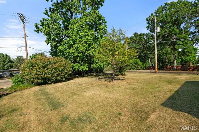 907 Edgar Road, St Louis, MO 63119