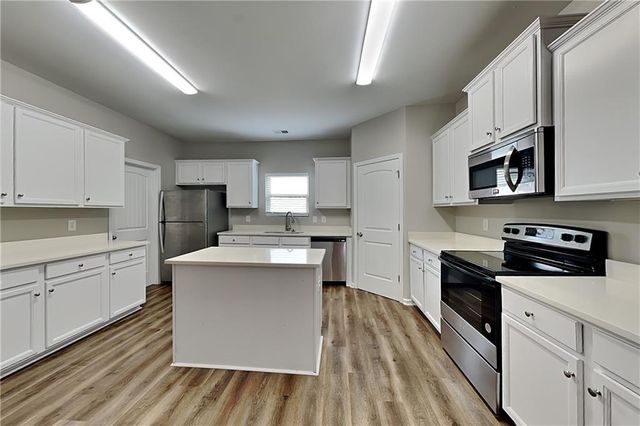345 Westridge Circle, Dallas, GA 30132