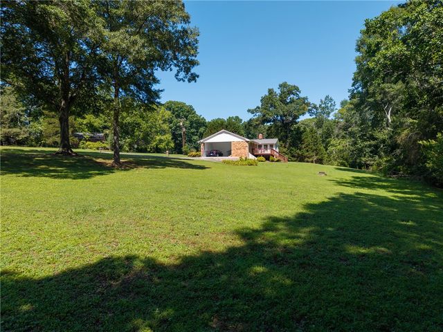 706 Pinewood Drive, Pendleton, SC 29670
