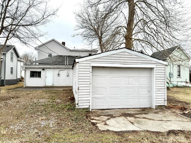 328-330 W Mechanic Street, Shelbyville, IN 46176