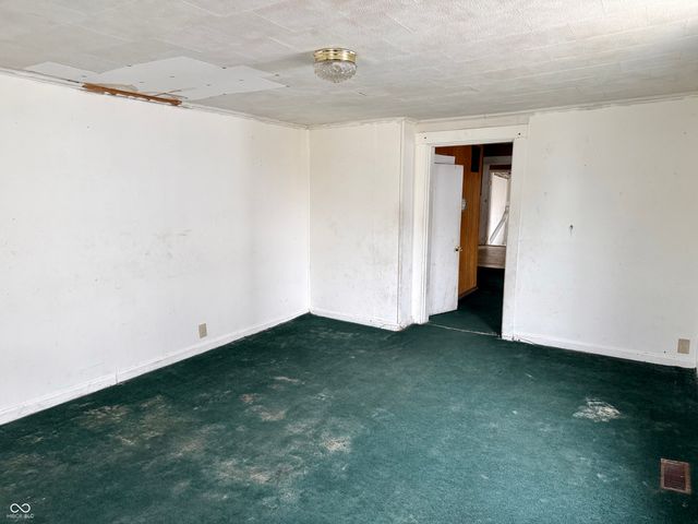328-330 W Mechanic Street, Shelbyville, IN 46176